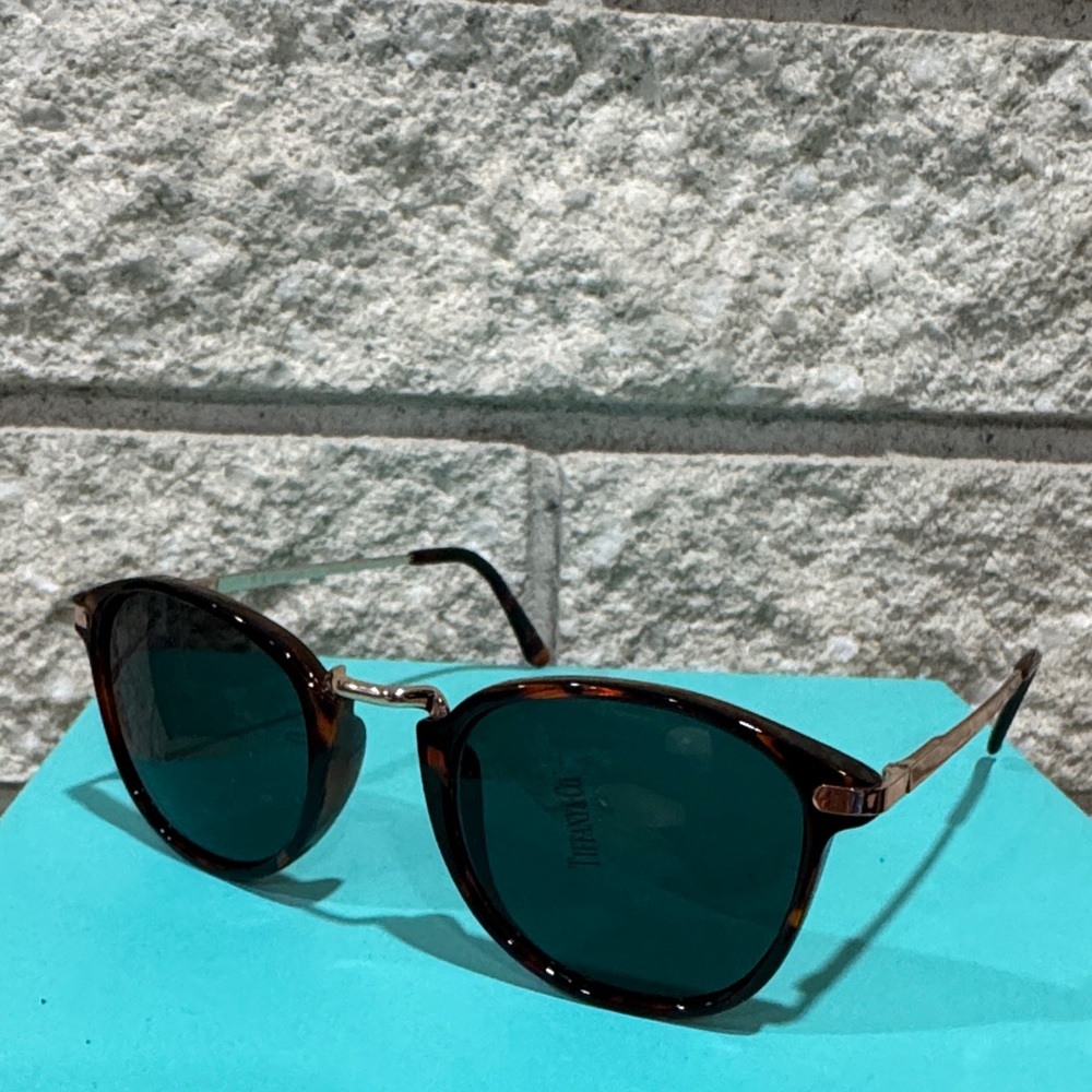 Tortoise Shell Sunglasses